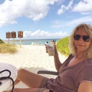 Meet your Posher, Nicky